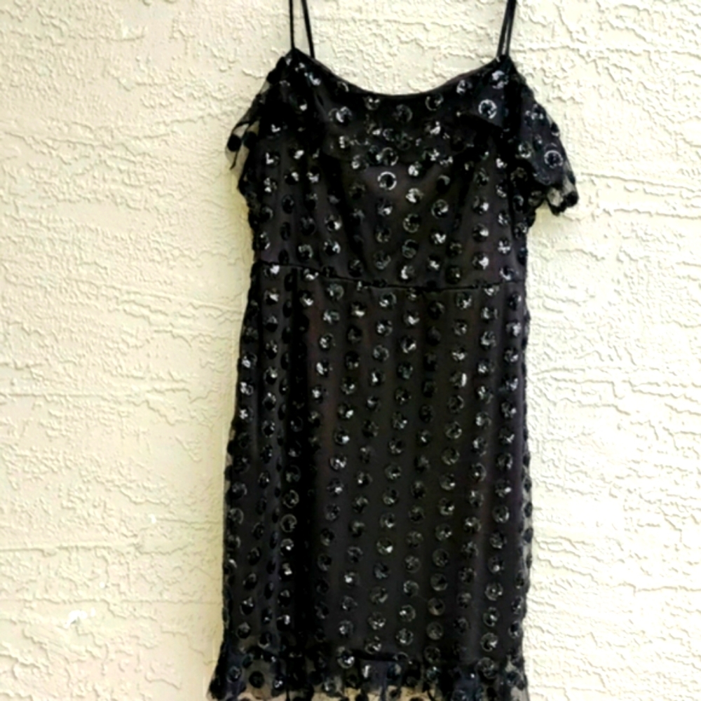 Black mesh and sequin ruffled dress - Picture 11 of 16